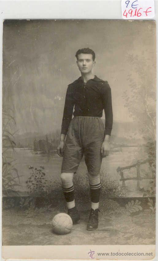 Sports collectibles: (4916-F)FOTOGRAFIA JUGADOR DE FUTBOL A&Ntilde;OS 20 (8 X 13 Cm)