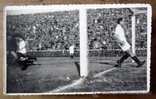 Collezionismo sportivo: POSTAL FOTOGRAFICA DE PARTIDO DE FUTBOL.   INFONAL.  SIN MAS DATOS.