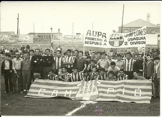 Sports collectibles: (FF-19)FOTOGRAFIA C.D.SAN ABDRES CAMPIO (10 X 7,50 CM.)