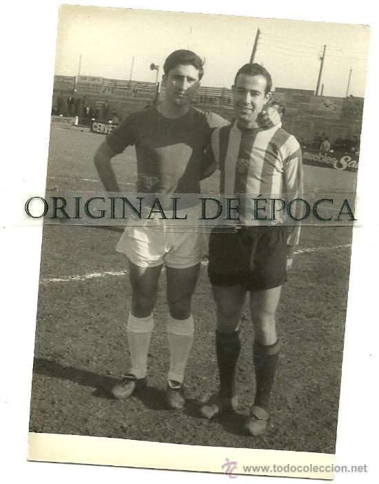 Sports collectibles: (FF-7)FOTOGRAFIA DE JUGADOR C.D.SAN ANDRES 1968 (12,5 X 9 CM.)