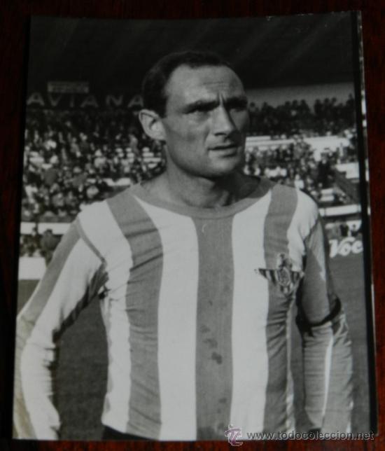 Collectionnisme sportif: ANTIGUA FOTOGRAFIA DE RIOS, JUGADOR DEL REAL BETIS CLUB DE FUTBOL, A&Ntilde;O 1961, MIDE 8 X 6 APROX. . EST