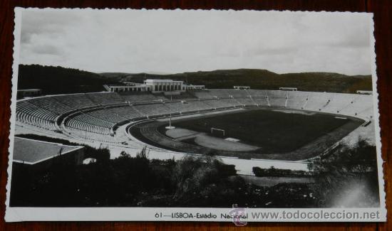 Collectionnisme sportif: ANTIGUA FOTO POSTAL ESTADIO DE LISBOA, ESTADIO NACIONAL, N. 61, ED. DULIA, NO CIRCULADA.