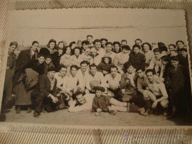Colecionismo desportivo: ANTIGUA FOTOGRAFIA EQUIPO DE FUTBOL FECHADA 20 FEBRERO 1944 PARTIDO TEATRO CULTURAL