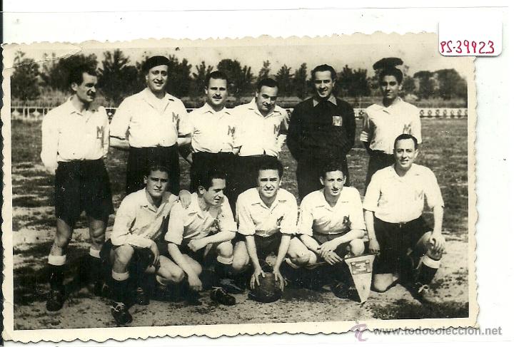 Colecionismo desportivo: (PS-39923)POSTAL EQUIPO DE FUTBO DE ???(TARRAGONA)-13,5 X 8 Cm.A&Ntilde;OS 50
