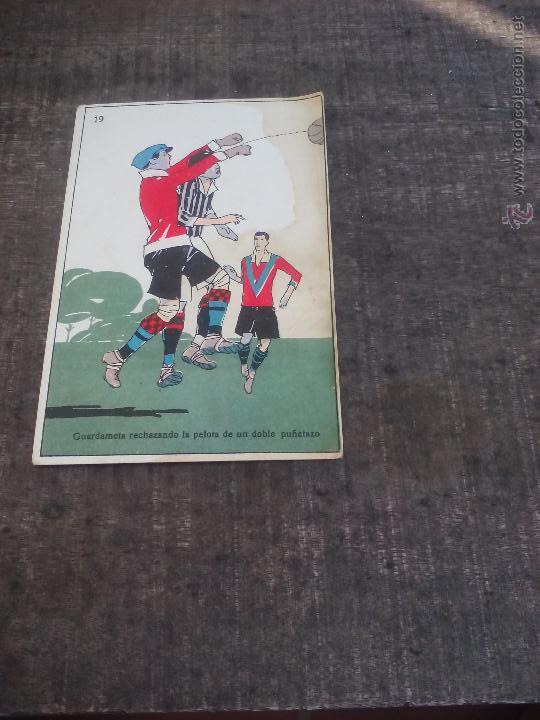 Colecionismo desportivo: Antigua Postal n&ordm; 19 de Futbol. Publicidad de Laboratorios de faramacia. Besoy, Cordoba. Guardameta