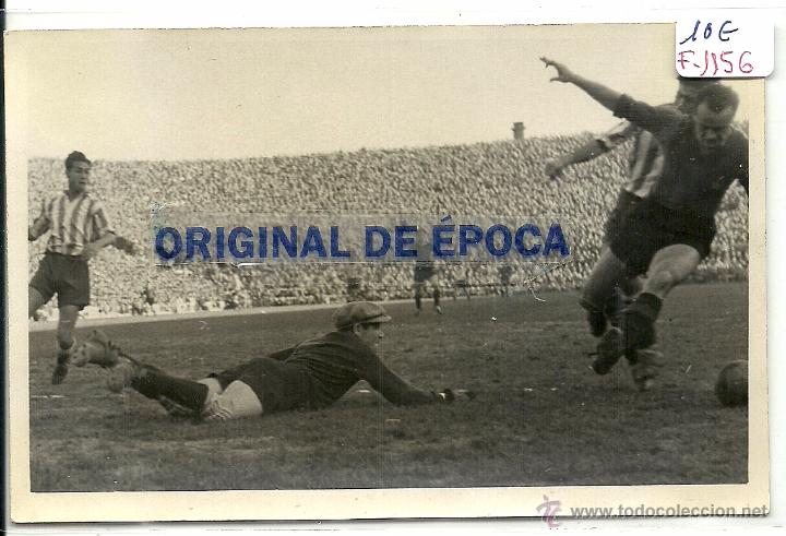 Coleccionismo deportivo: (F-1156)CAMPO DE LAS CORTS,C.F.BARCELONA-AT.MADRID,A&Ntilde;O 1950