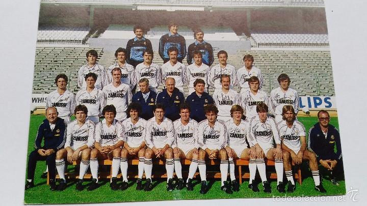 Coleccionismo deportivo: postal de real madrid   temporada 83 84 - Foto 1