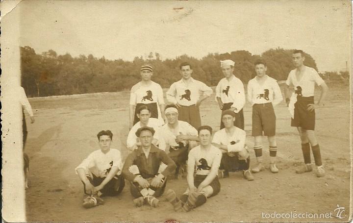 Collectionnisme sportif: (F-1911)POSTAL FOTOGRAFICA EQUIPO DE FOOT-BALL