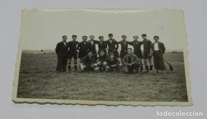 Coleccionismo deportivo: Fotografia del Equipo de f&uacute;tbol Avante de la juventud de Acci&oacute;n Cat&oacute;lica de Ntra. Sra. de Consolaci&oacute;