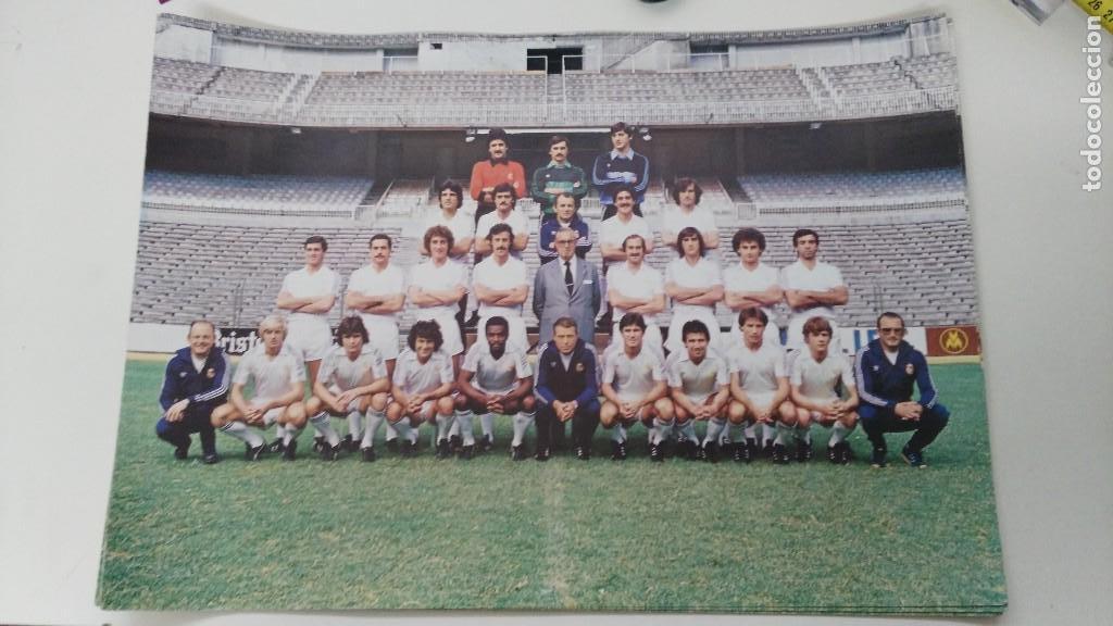 Collezionismo sportivo: ANTIGUA POSTAL DE FUTBOL  REAL MADRID  MUY GRANDE DE  42 CM