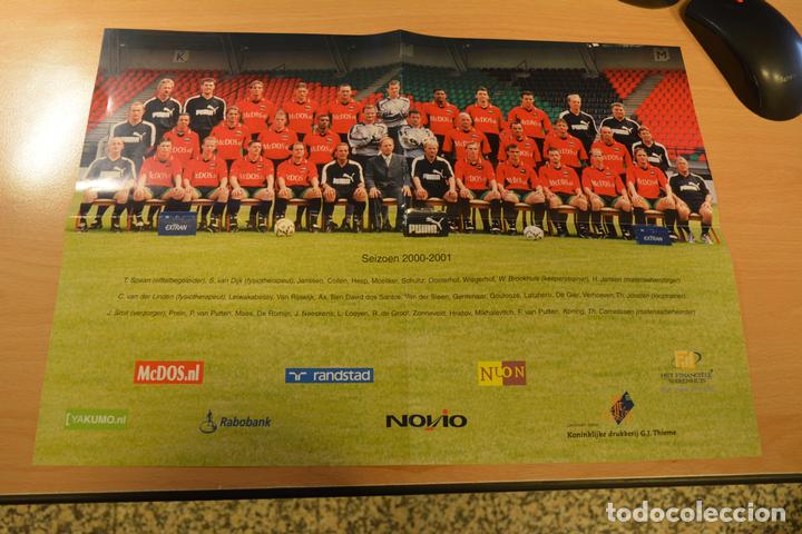 Sammelleidenschaft Sport: POSTER DEL NEC NIMEGA 2000-01 .ENTRENADOR JOHANN NEESKENS.MEDIDAS 42X30 CMS