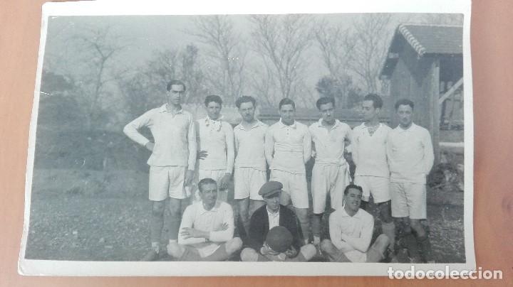 Sammelleidenschaft Sport: FOTOGRAFIA EQUIPO DE FUTBOL SIN IDENTIFICAR PROBABLEMENTE ZONA MURCIA O CATALU&Ntilde;A NO ES POSTAL