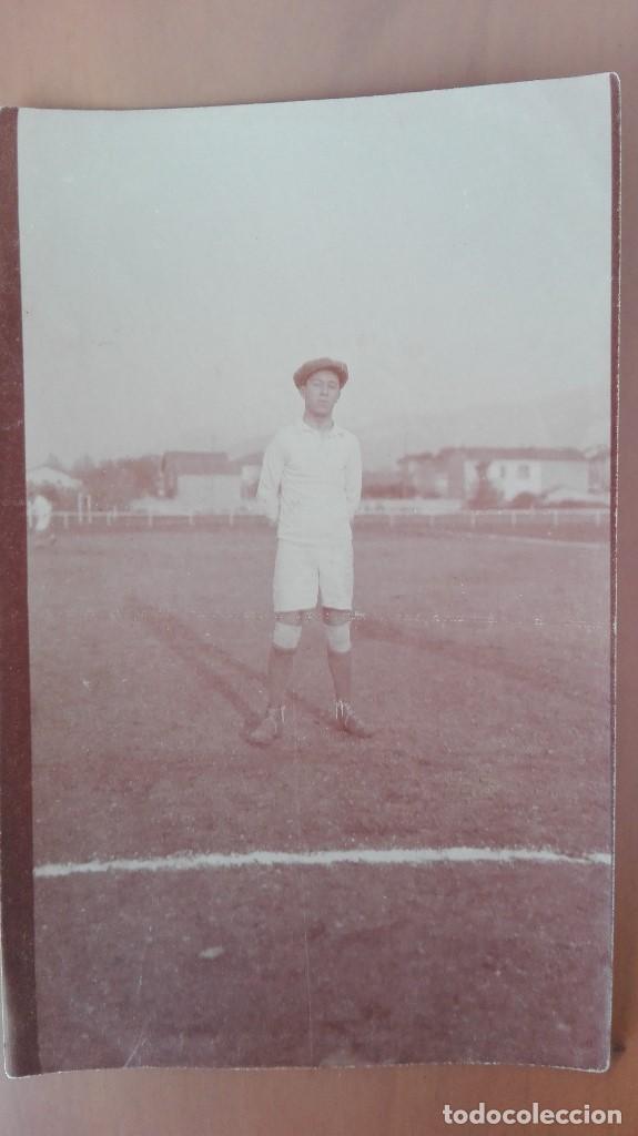 Sammelleidenschaft Sport: FOTOGRAFIA JUGADOR DE FUTBOL SIN IDENTIFICAR PROBABLEMENTE ZONA MURCIA O CATALU&Ntilde;A NO ES POSTAL