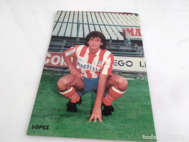 Coleccionismo deportivo: ANTIGUA POSTAL DE ATLETICO MADRID  LOPEZ - Foto 1