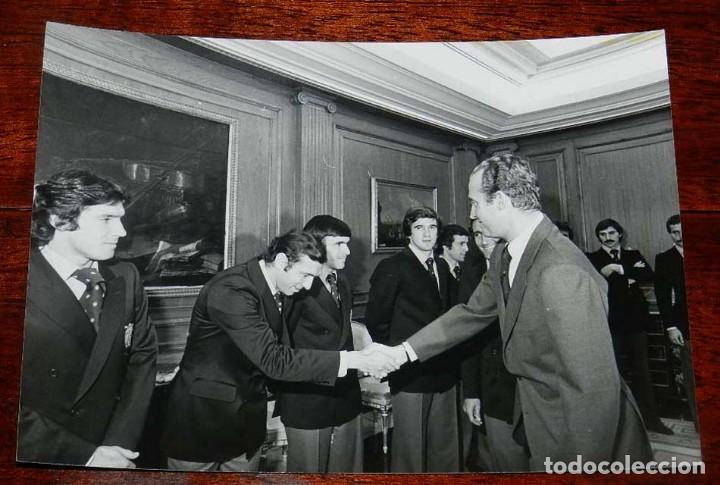 Collectionnisme sportif: LA SELECCION ESPA&Ntilde;OLA DE FUTBOL, RECIBIDA POR EL REY JUAN CARLOS I, MUNDIAL DE ARGENTINA 1978, RECIB