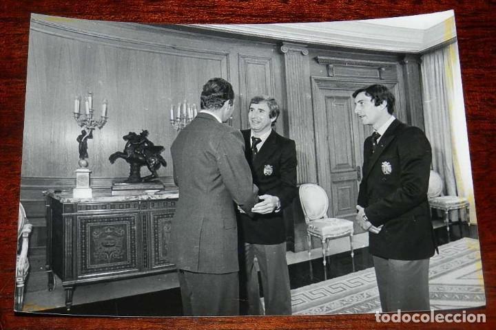 Collectionnisme sportif: LA SELECCION ESPA&Ntilde;OLA DE FUTBOL, RECIBIDA POR EL REY JUAN CARLOS I, MUNDIAL DE ARGENTINA 1978, RECIB