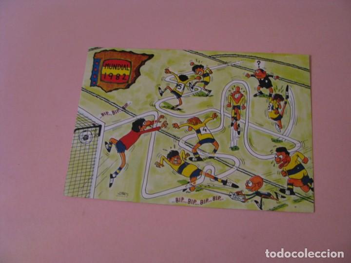 Coleccionismo deportivo: POSTAL DE MUNDIAL 82. COMIC. F&Uacute;TBOL 1982 ESPA&Ntilde;A. EDISUR. N&ordm; 17. ILUSTR. JL PRATS.