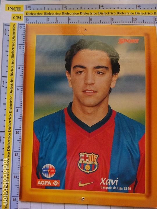 Coleccionismo deportivo: FOTO POSTAL DEL FÚTBOL CLUB BARCELONA. CAMPEÓN DE LIGA 98 99 1998 1999. XAVI HERNÁNDEZ. 700. Lote 249458250
