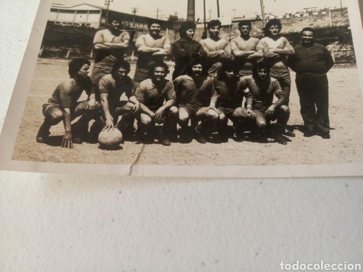 Coleccionismo deportivo: F&uacute;tbol equipo - Foto 3