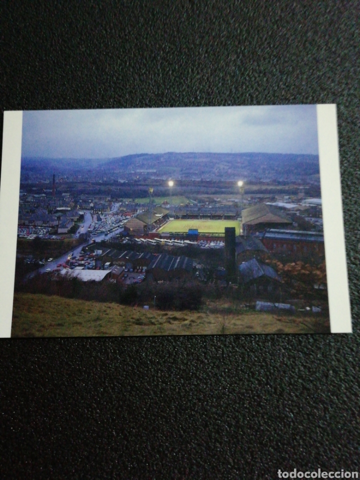 Sports collectibles: Postal ESTADIO LEEDS ROAD AT TWILIGHT - HUDDERSFIELD (Inglaterra)