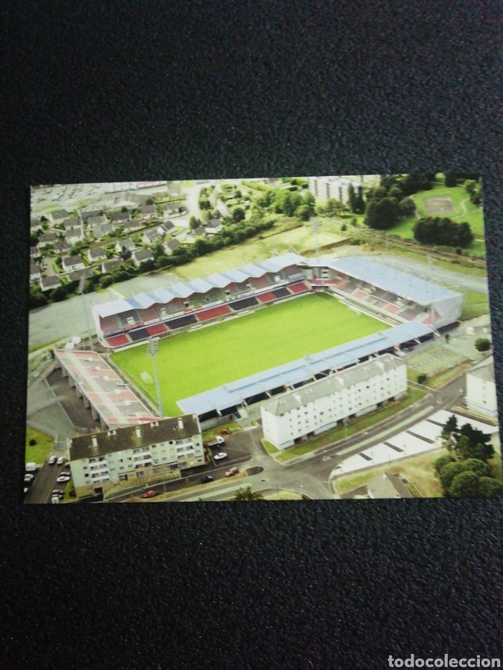 Sports collectibles: Postal LE STADE DU ROUDOUROU - GUINGAMP (Francia)