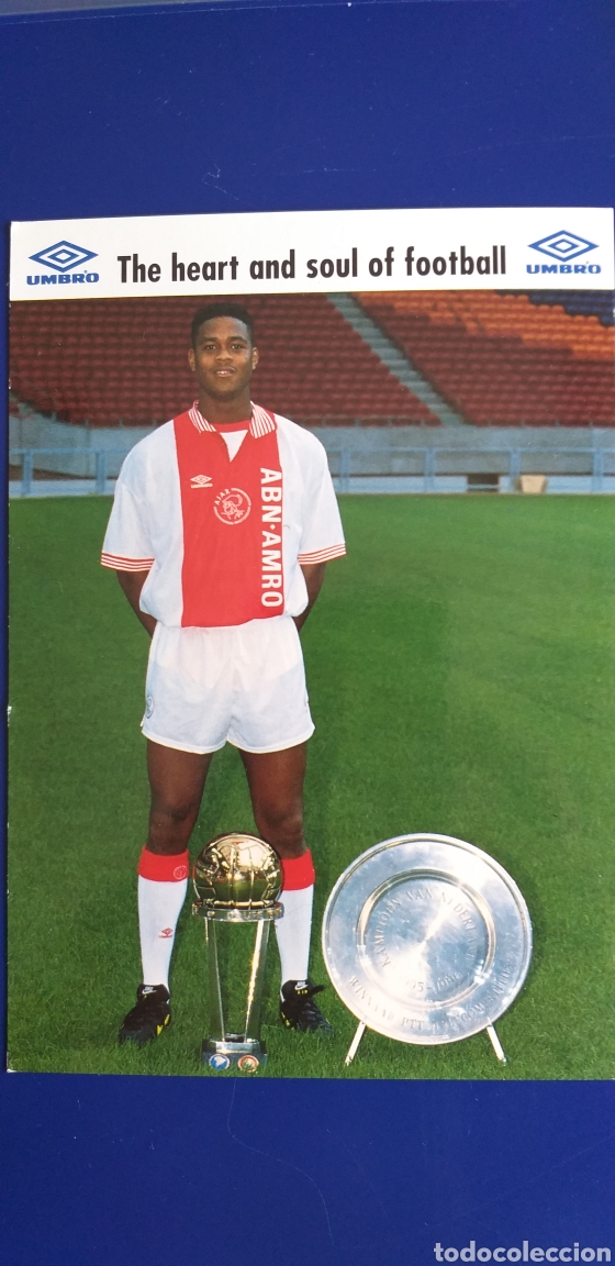 Coleccionismo deportivo: POSTAL KLUIVERT.AJAX.UMBRO. - Foto 1