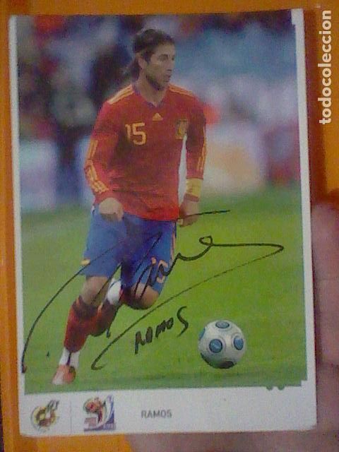 Sports collectibles: RAMOS CAMPEONES MVNDO 2010 POSTAL SC SOBADA AGVJEROS CHINCHETA FIRMA IMPRESA