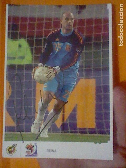 Sports collectibles: REINA CAMPEONES MVNDO 2010 POSTAL SC SOBADA AGVJEROS CHINCHETA FIRMA IMPRESA