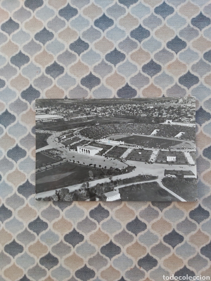 Colecionismo desportivo: Postales en blanco y negro Estadio de f&uacute;tbol Bucarest Ruman&iacute;a