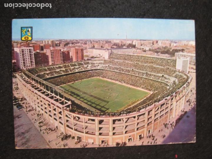 Coleccionismo deportivo: REAL MADRID-ESTADIO SANTIAGO BERNABEU-CAMPO DE FUTBOL-POSTAL ANTIGUA-(83.004)