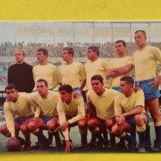 Coleccionismo deportivo: FUTBOL - U.D. LAS PALMAS - PLANTILLA - TARJETA POSTAL DE 1967 - SIN CIRCULAR. Lote 318702878