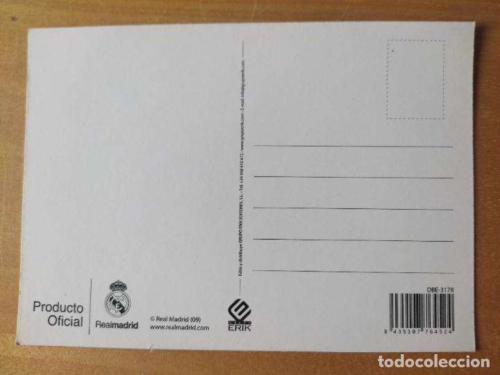 Coleccionismo deportivo: ESCUDO REAL MADRID ED ERIK SC *** - Foto 2