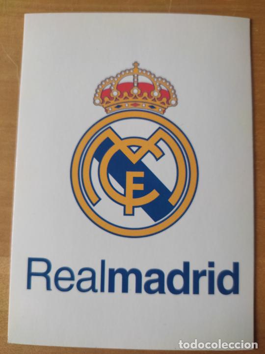 Coleccionismo deportivo: ESCUDO REAL MADRID ED ERIK SC *** - Foto 1
