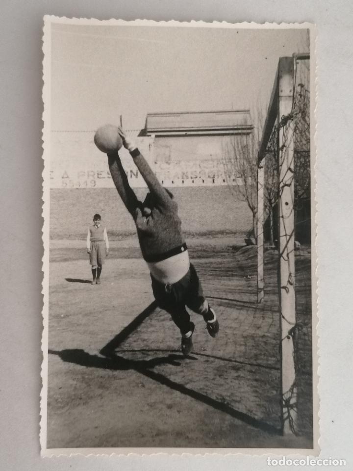 Collectionnisme sportif: FOTOGRAFIA POSTAL, PARADA DE PORTERO, MEDIDAS 8 X 13 CM