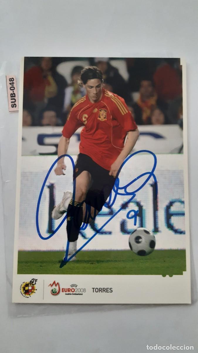 Coleccionismo deportivo: Postal de Torres con autografo original - Foto 1