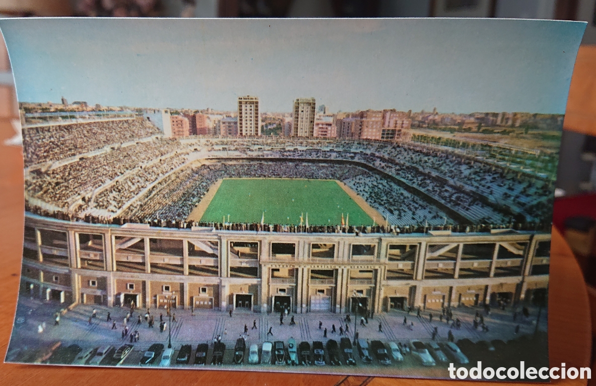 Coleccionismo deportivo: Real Madrid estadio Bernabeu, sin circular, original - Foto 1