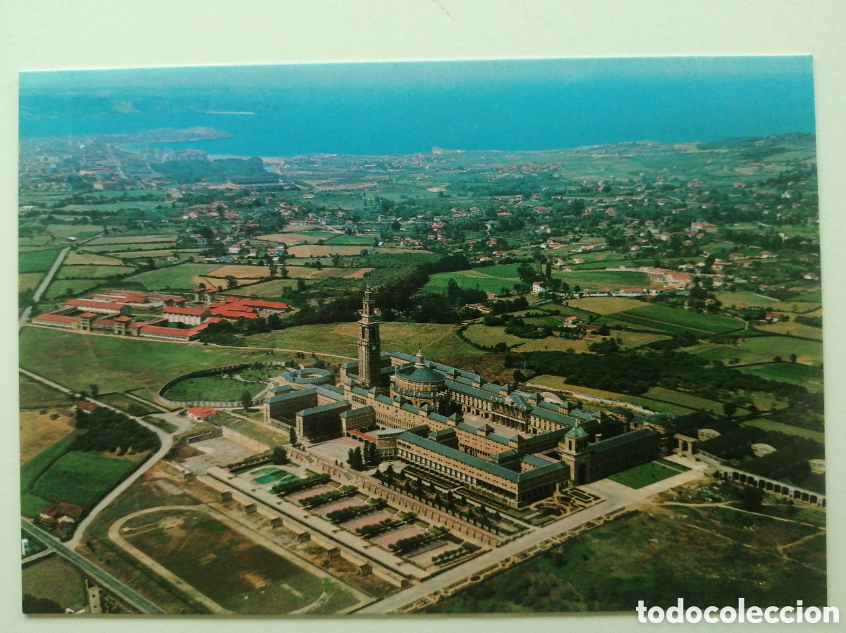 Coleccionismo deportivo: Postal Estadio de la Universidad laboral de Gij&oacute;n (Asturias)