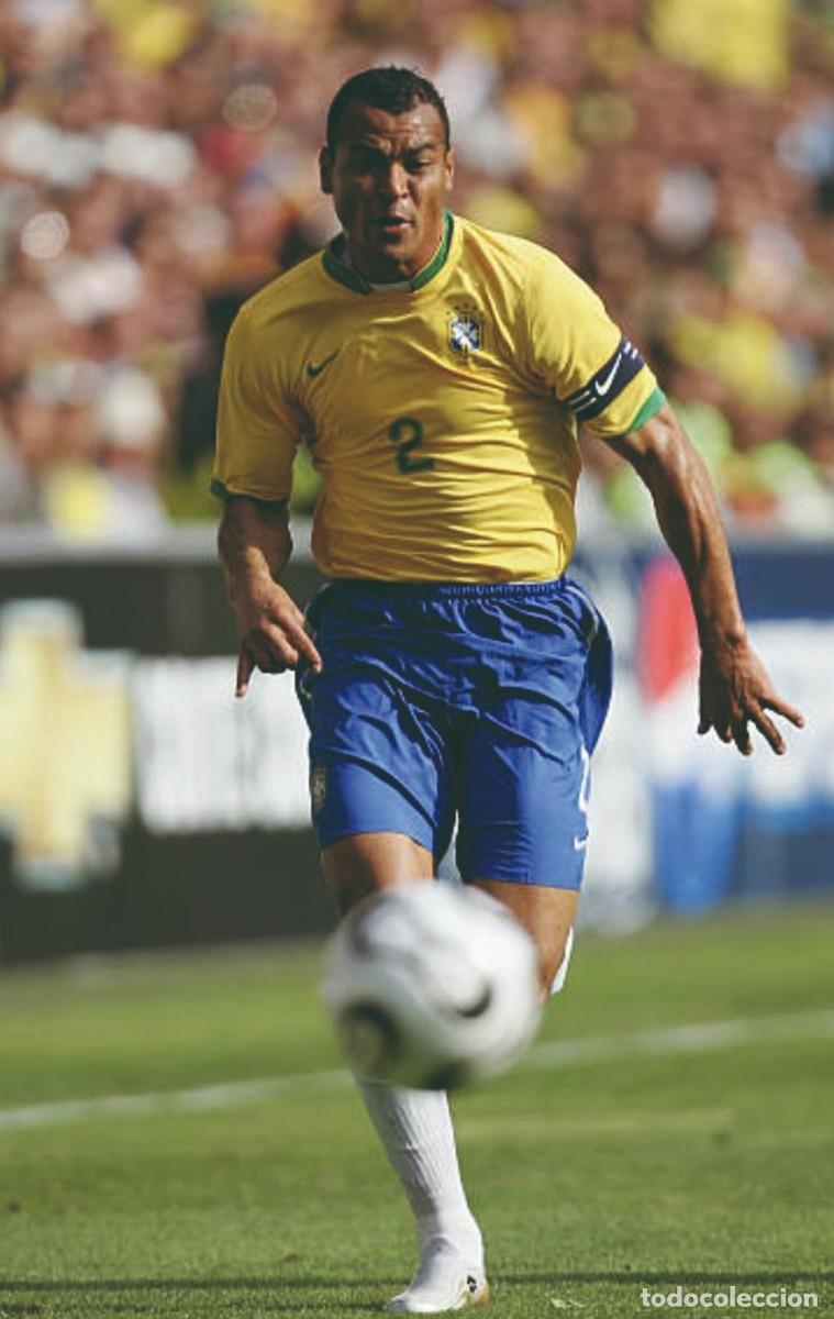 Coleccionismo deportivo: CAFU PHOTO POSTCARD (rp) - Foto 1