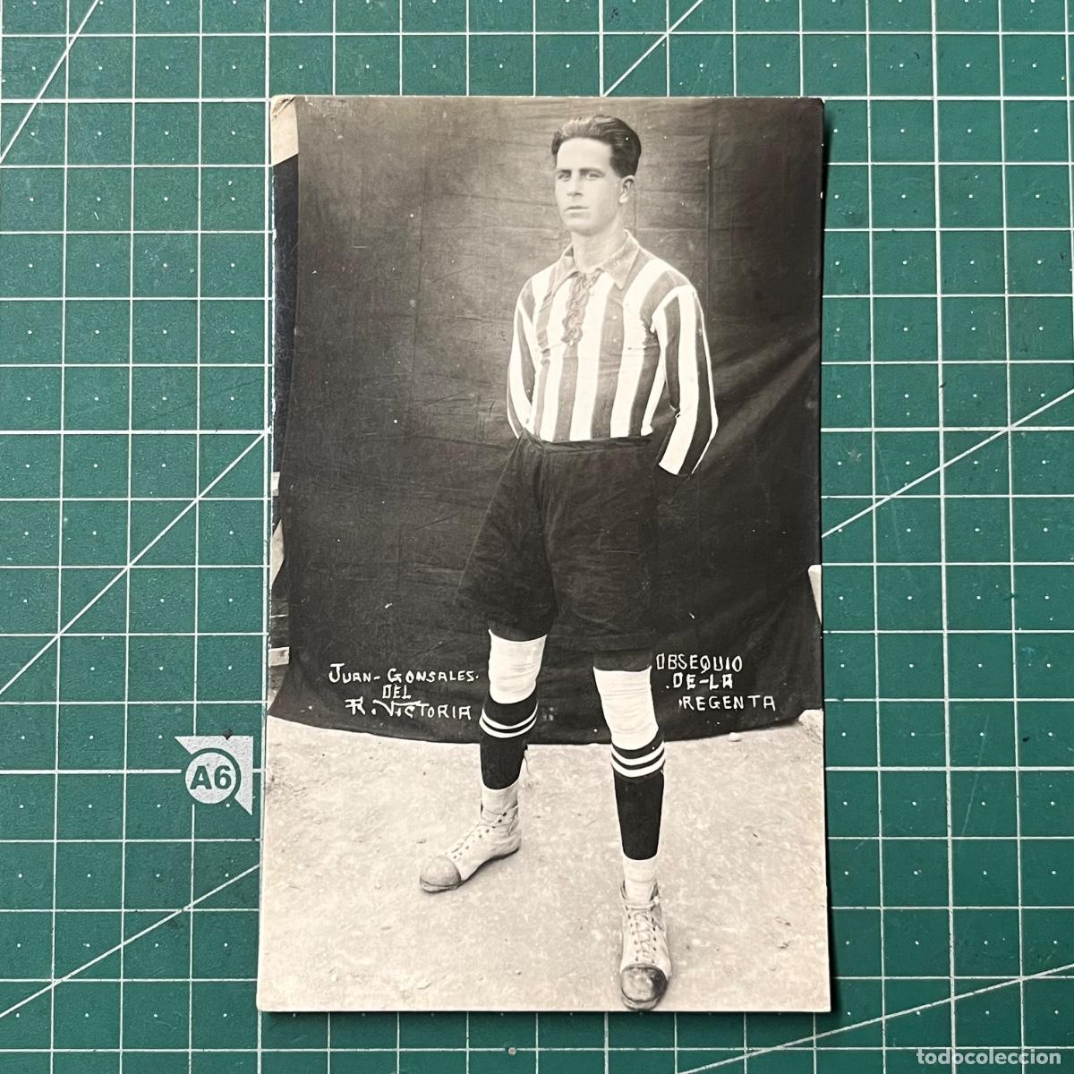 Coleccionismo deportivo: Postal de Juan Gonsales jugador del Real Victoria, editado por La Regenta