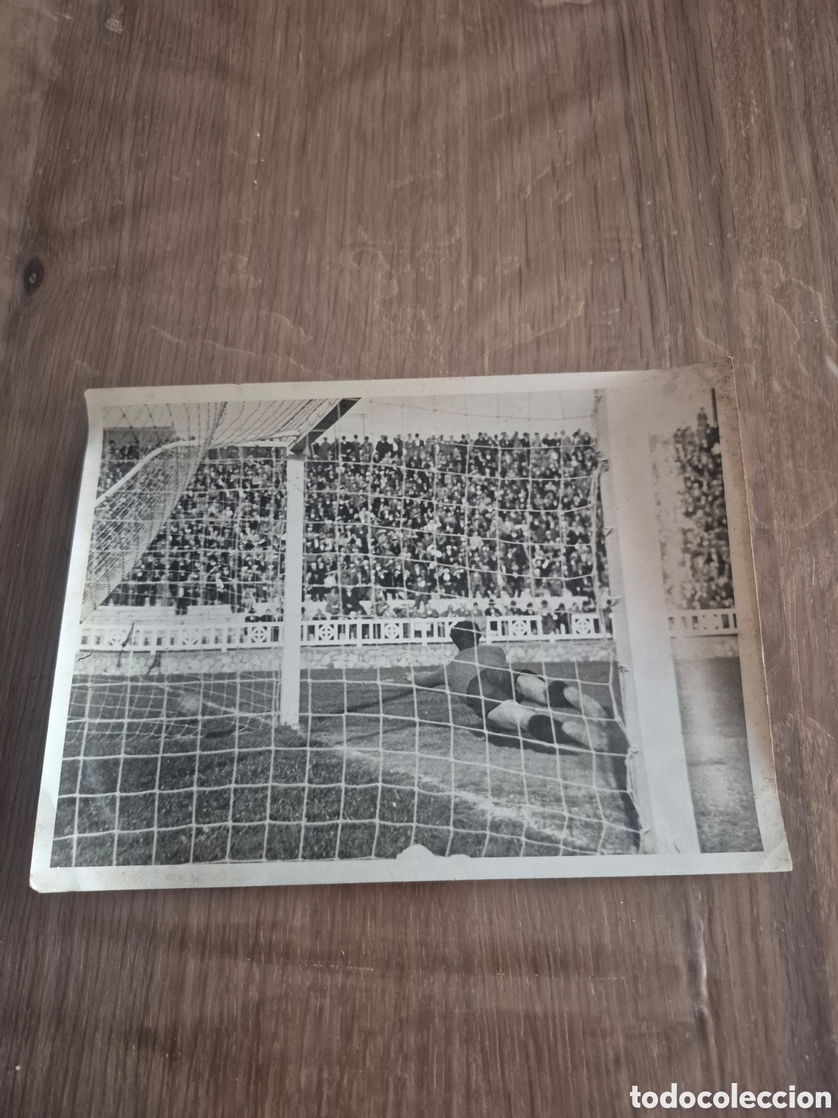Coleccionismo deportivo: FOTOGRAFIA DE UNA JUGADA DE UN GOL , FOTOS CLARET GRAN TAMA&Ntilde;O
