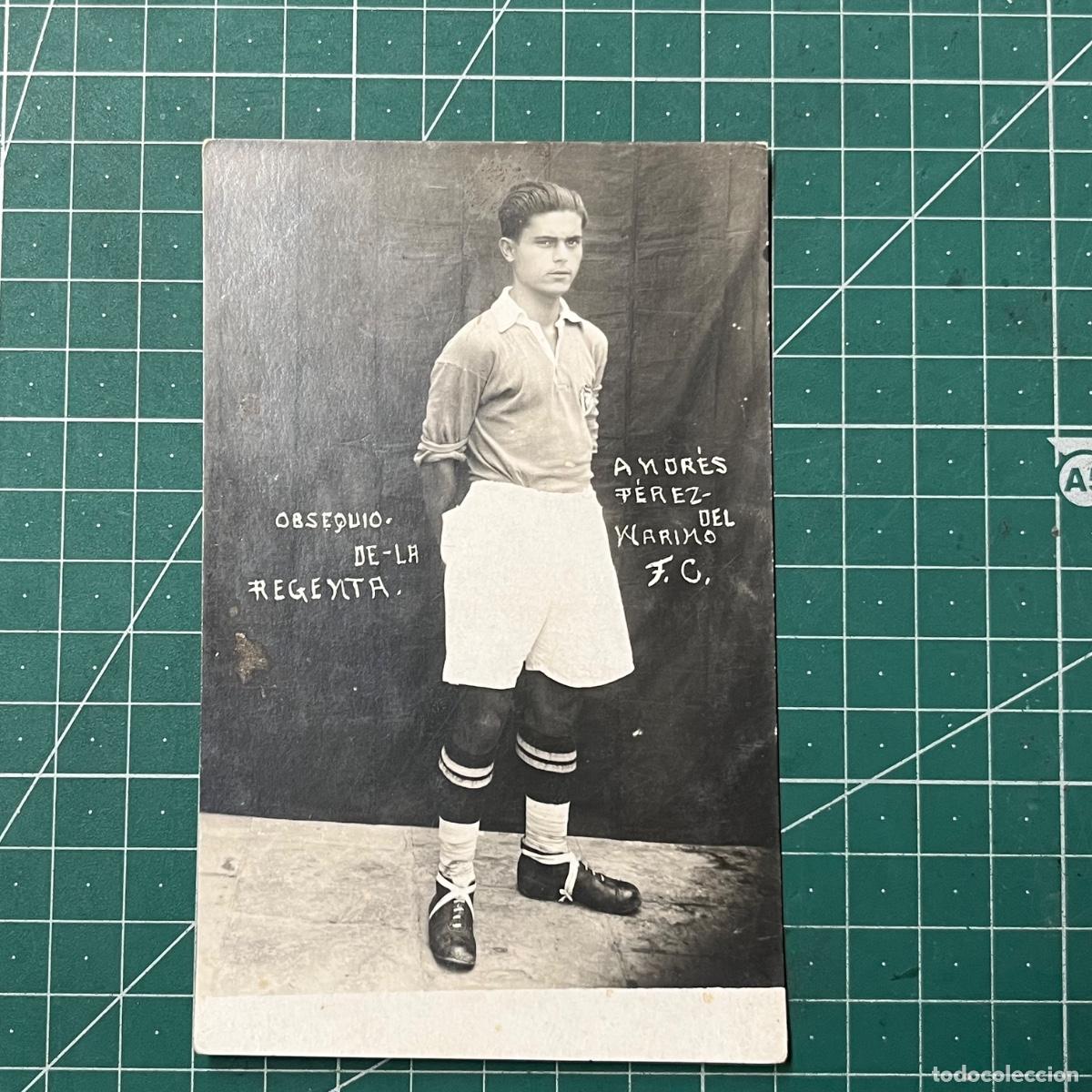 Coleccionismo deportivo: Postal de Andres Perez del Marino futbol club, editado por La Regenta