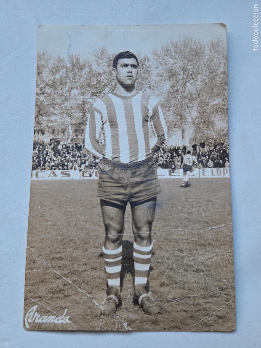 Collectionnisme sportif: POSTAL CON FUTBOLISTA FOTOGRAFO ARANDA