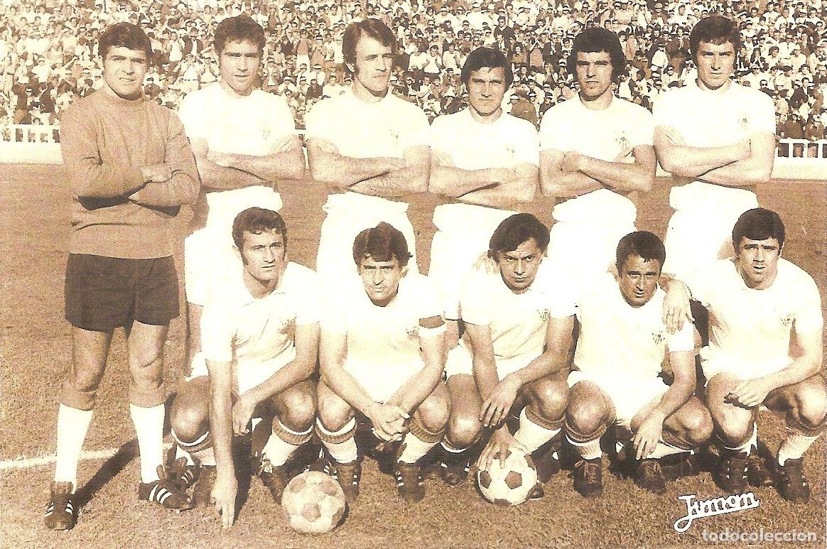 Coleccionismo deportivo: POSTAL FOTOGR&Aacute;FICA SEVILLA CF 1972/73