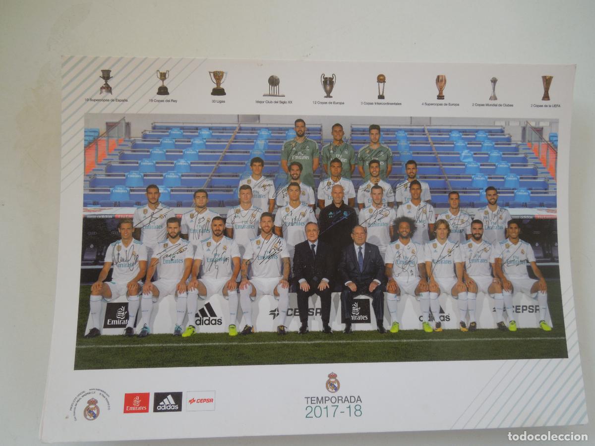 Coleccionismo deportivo: REAL MADRID - POSTAL TEMPORADA 2017-2018 - FIRMADA POR TODA LA PLANTILLA - PRODUCTO OFICIAL.