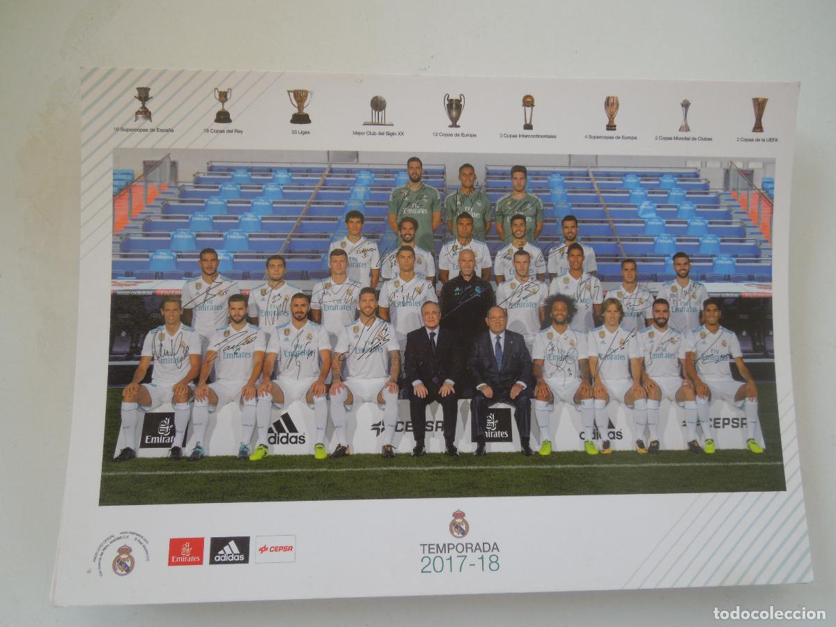 Coleccionismo deportivo: REAL MADRID - POSTAL TEMPORADA 2017-2018 - FIRMADA POR TODA LA PLANTILLA - PRODUCTO OFICIAL.