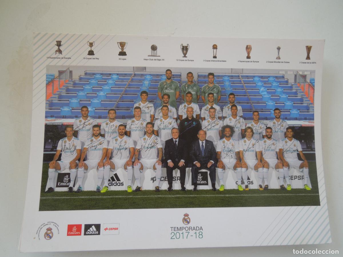 Coleccionismo deportivo: REAL MADRID - POSTAL TEMPORADA 2017-2018 - FIRMADA POR TODA LA PLANTILLA - PRODUCTO OFICIAL.