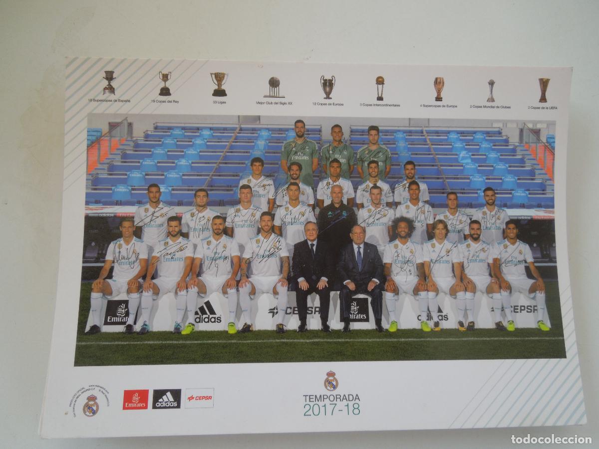 Coleccionismo deportivo: REAL MADRID - POSTAL TEMPORADA 2017-2018 - FIRMADA POR TODA LA PLANTILLA - PRODUCTO OFICIAL.