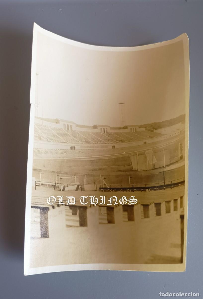 Coleccionismo deportivo: FOTOGRAF&Iacute;A DEL Estadio Ol&iacute;mpico de Montju&iuml;c en Barcelona / A&Ntilde;OS 30 / MIDE 10,5 X 8 CMS.