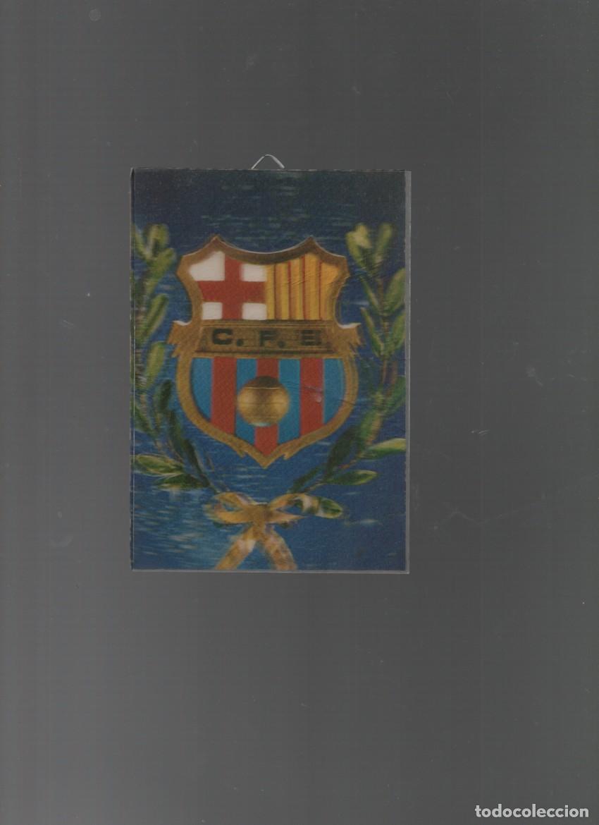Coleccionismo deportivo: C. F. BARCELONA. ESCUDO DEL BAR&Ccedil;A . POSTAL 3D RIGIDA. ESCUDO DE ORO, R-189. FUTBOL