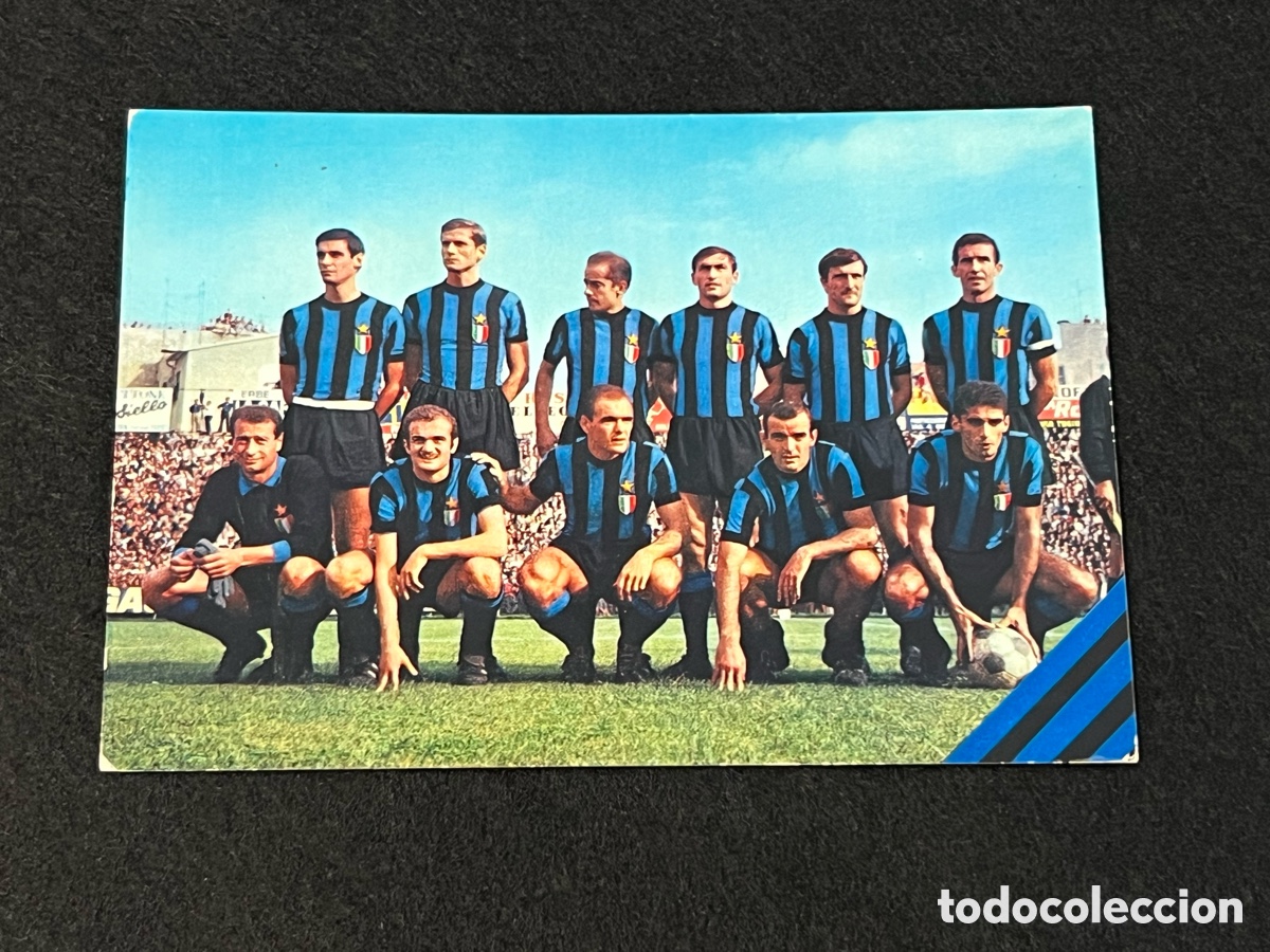 Coleccionismo deportivo: INTERNAZIONALE FC INTER DE MILAN POSTAL EQUIPO TEMPORADA 1966 LUIS SU&Aacute;REZ.